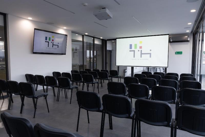 Th Hotel Vivienda image