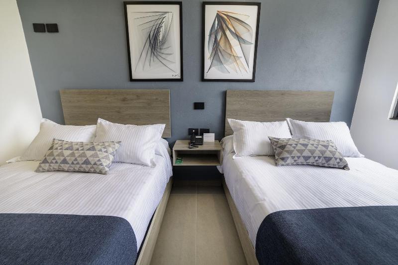 Th Hotel Vivienda image