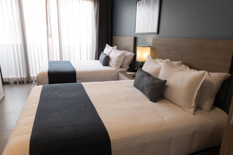Th Hotel Vivienda image