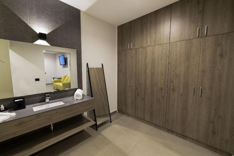 Th Hotel Vivienda image