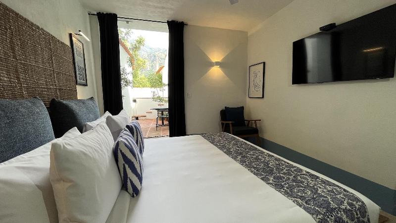 Hotel El Ciruelo image
