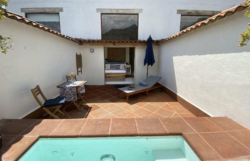Hotel El Ciruelo image