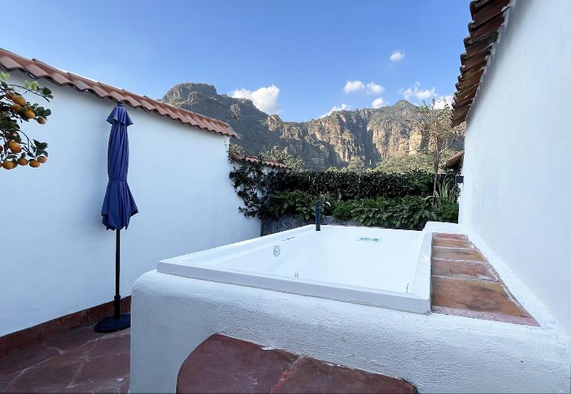 Hotel El Ciruelo image