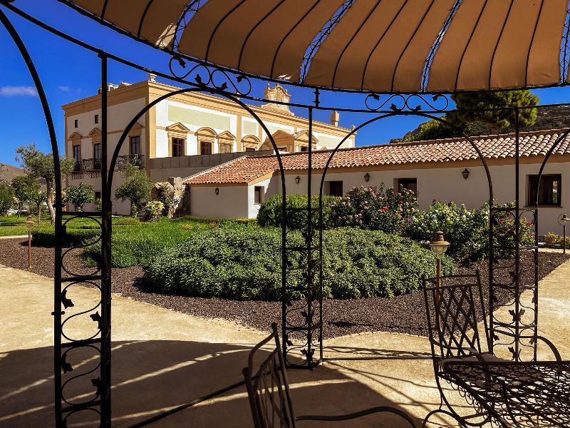 Villa Del Gattopardo image