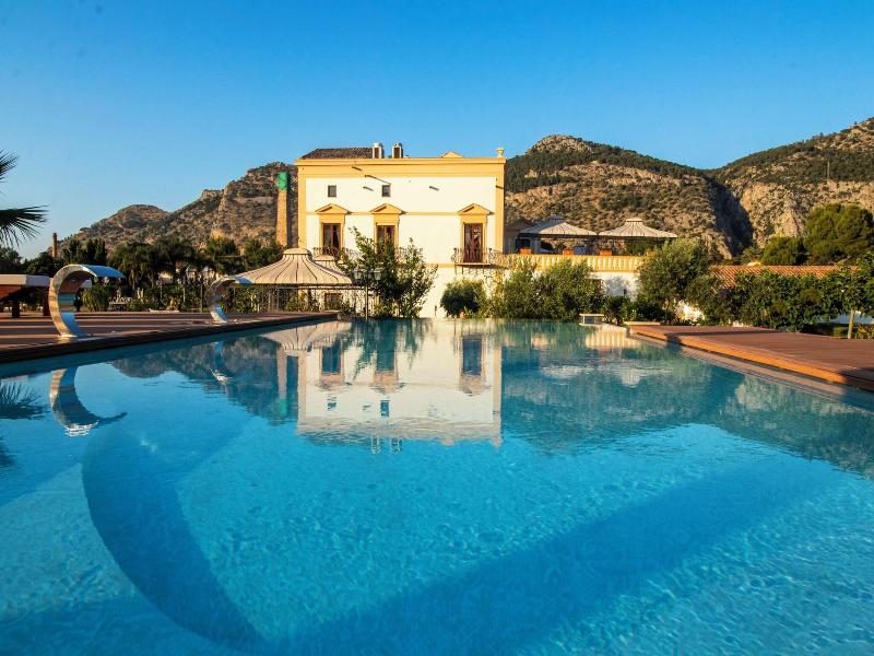 Villa Del Gattopardo image