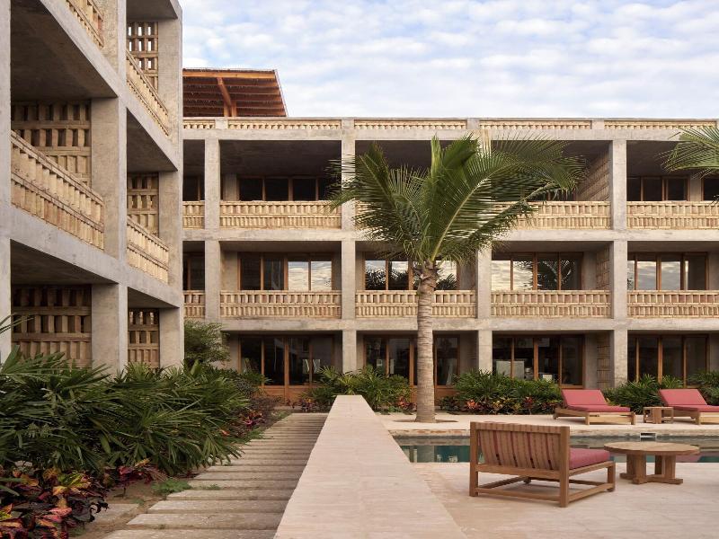 Hotel Humano