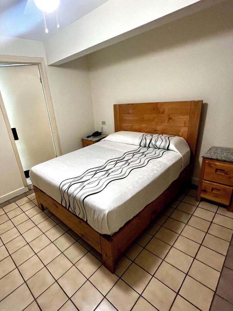 Hotel Lea N image