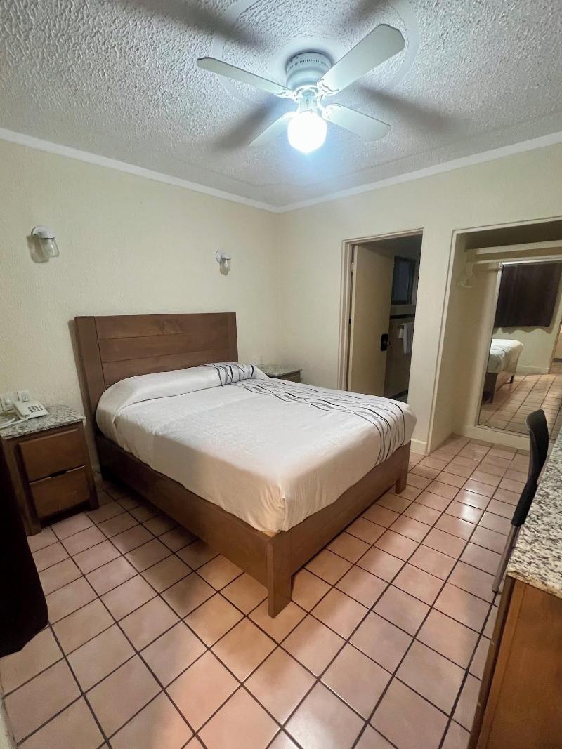 Hotel Lea N image