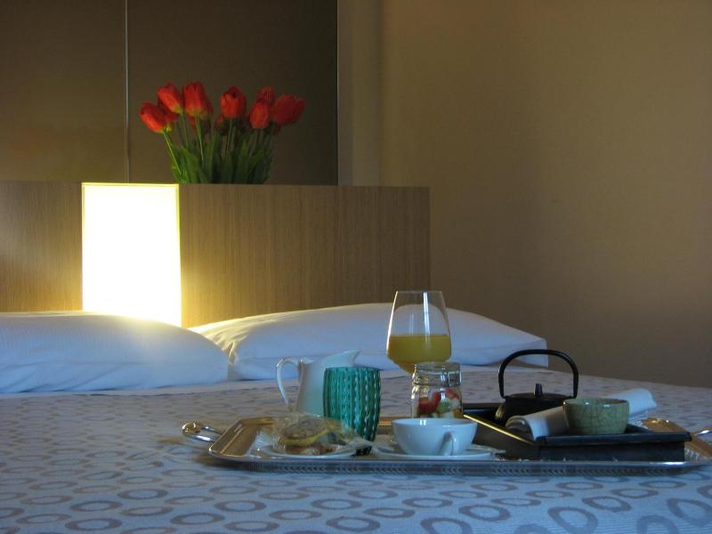 Parizzi Suites Restaurant image