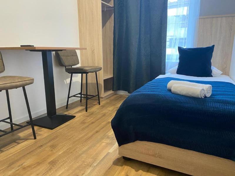 Aparthotel Lenau image