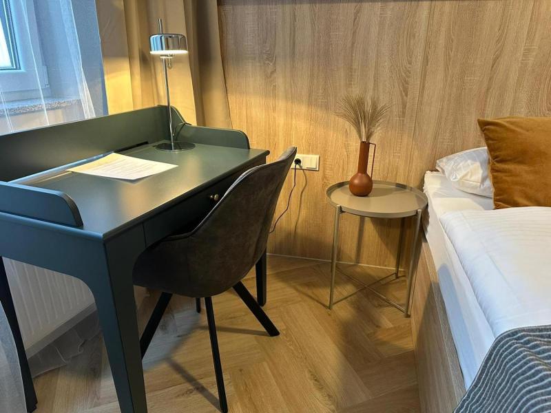 Aparthotel Lenau image