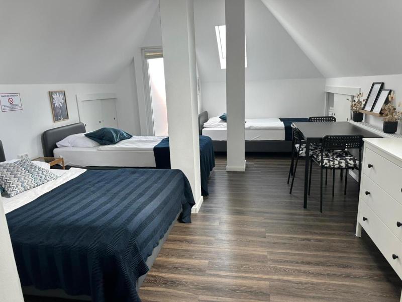 Aparthotel Lenau image