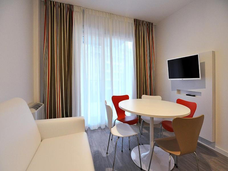 Bb Hotels Aparthotel Arcimboldi image