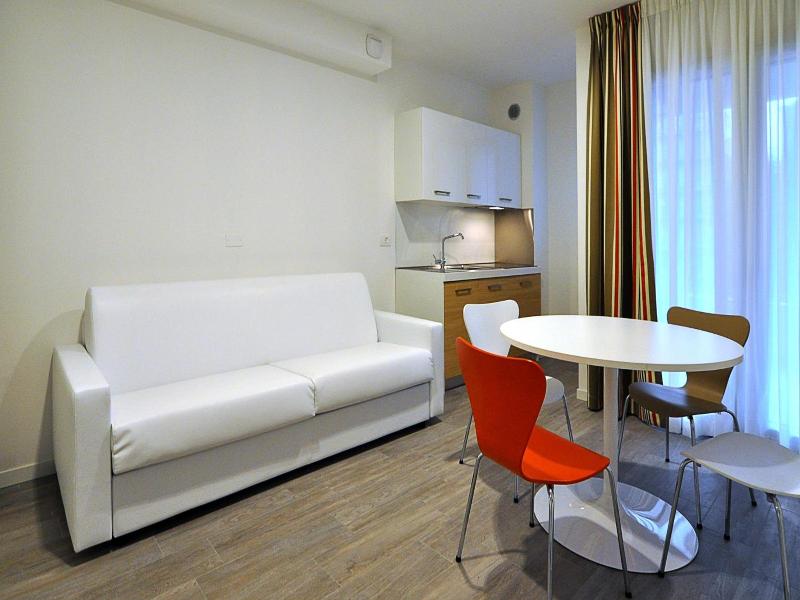 Bb Hotels Aparthotel Arcimboldi image