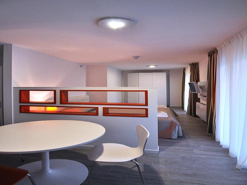 Bb Hotels Aparthotel Arcimboldi image