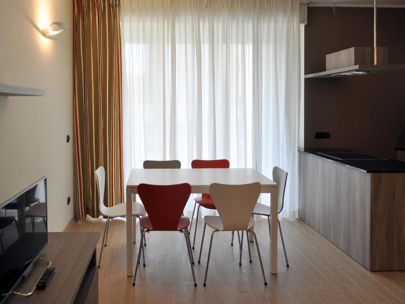 Bb Hotels Aparthotel Arcimboldi image