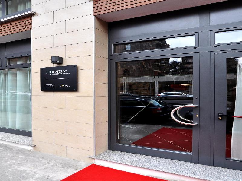 Bb Hotels Aparthotel Arcimboldi image