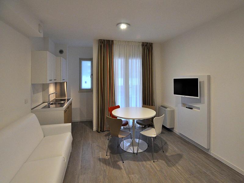 Bb Hotels Aparthotel Arcimboldi image