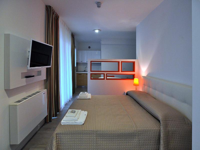 Bb Hotels Aparthotel Arcimboldi image
