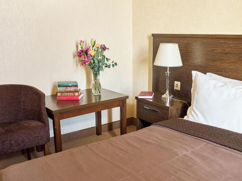 Kainar Hotel image