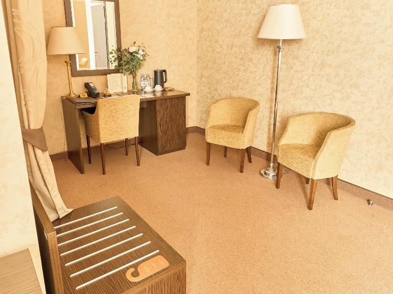 Kainar Hotel image