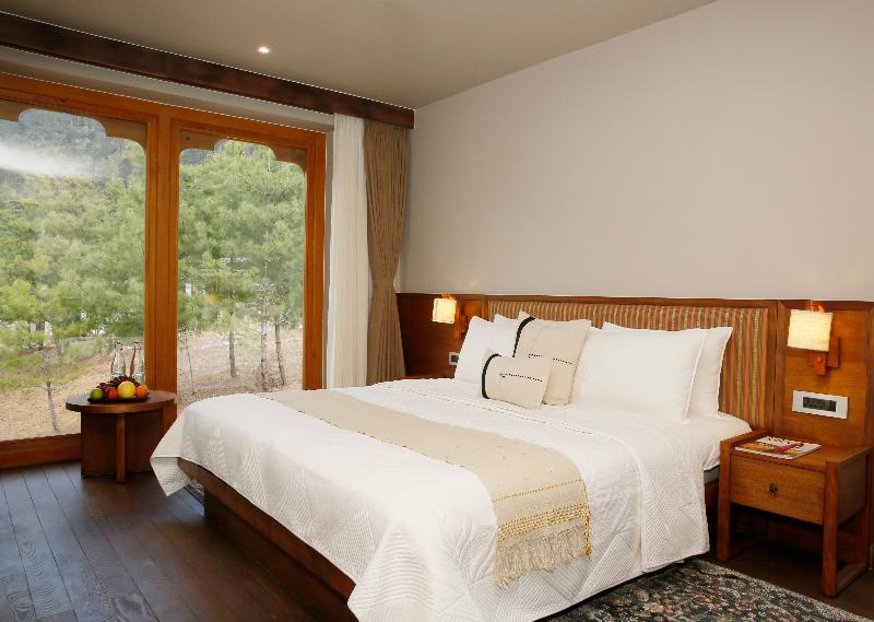 Ozen Resort image