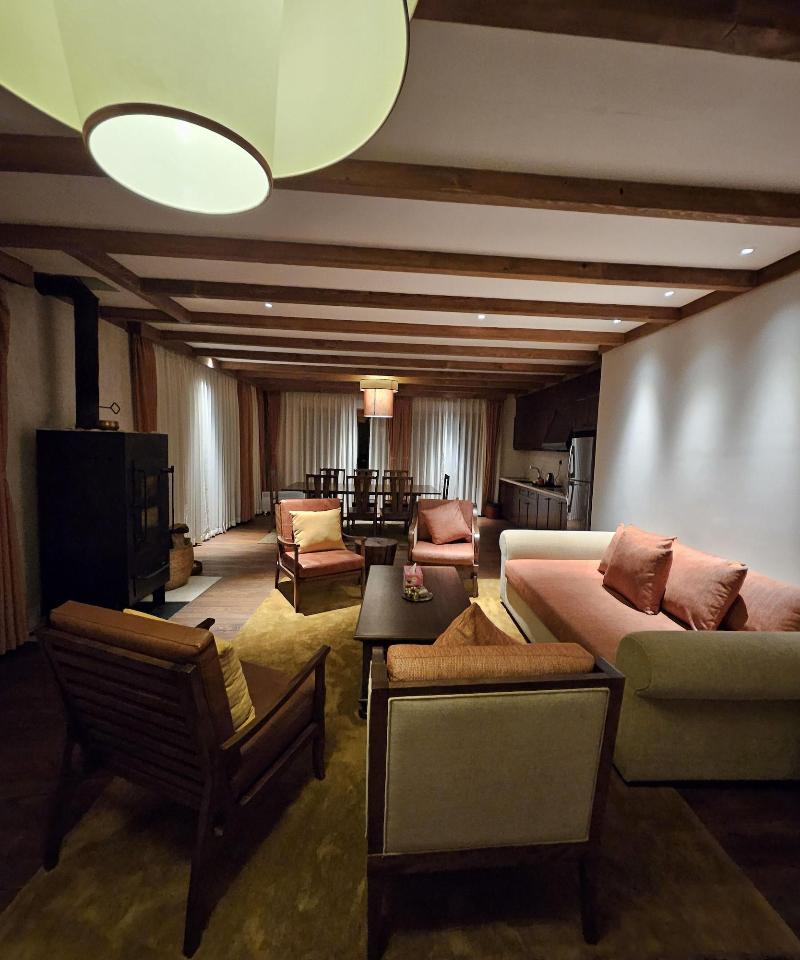 Ozen Resort image