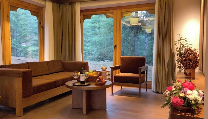 Ozen Resort image