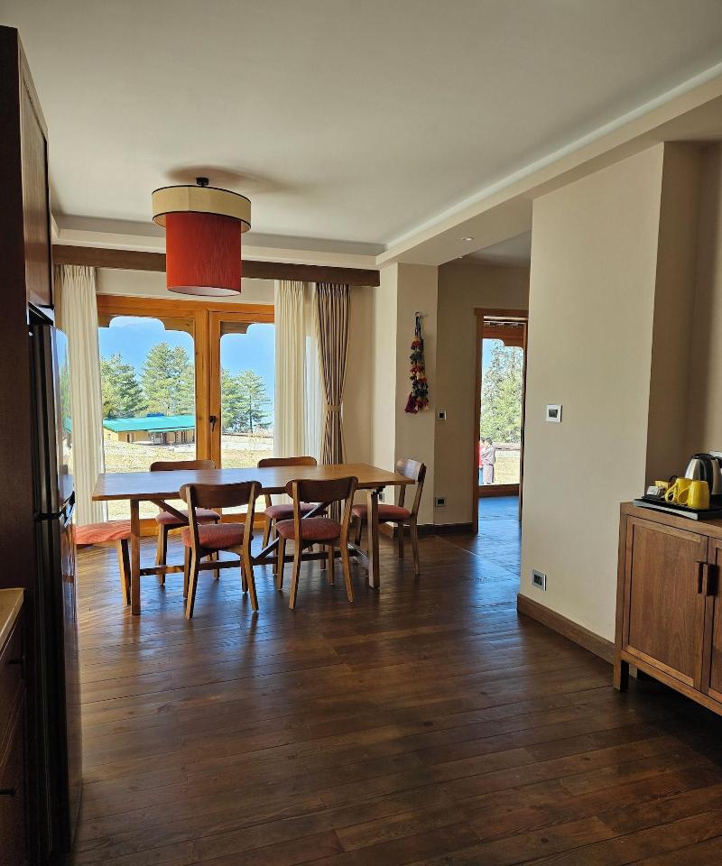 Ozen Resort image