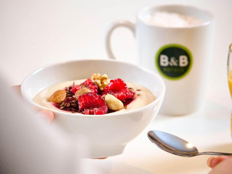 B&B HOTEL Offenburg-HBF image