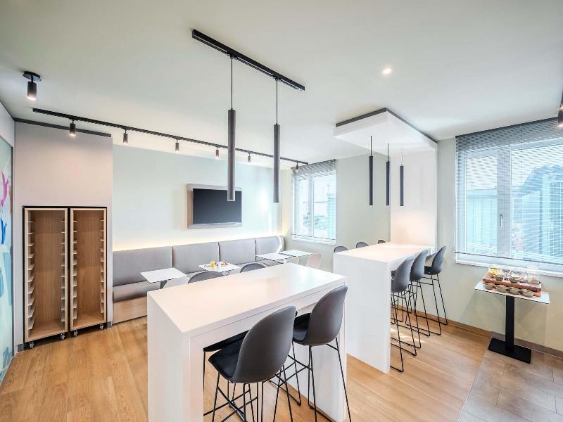 B&B HOTEL Offenburg-HBF image