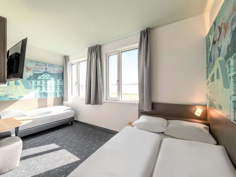 B&B HOTEL Offenburg-HBF image