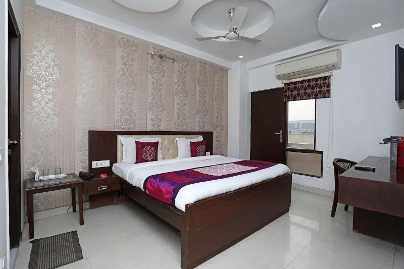 Hotel Florainn image