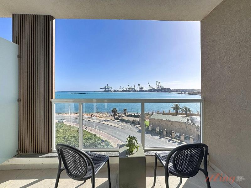 South32 Hotel