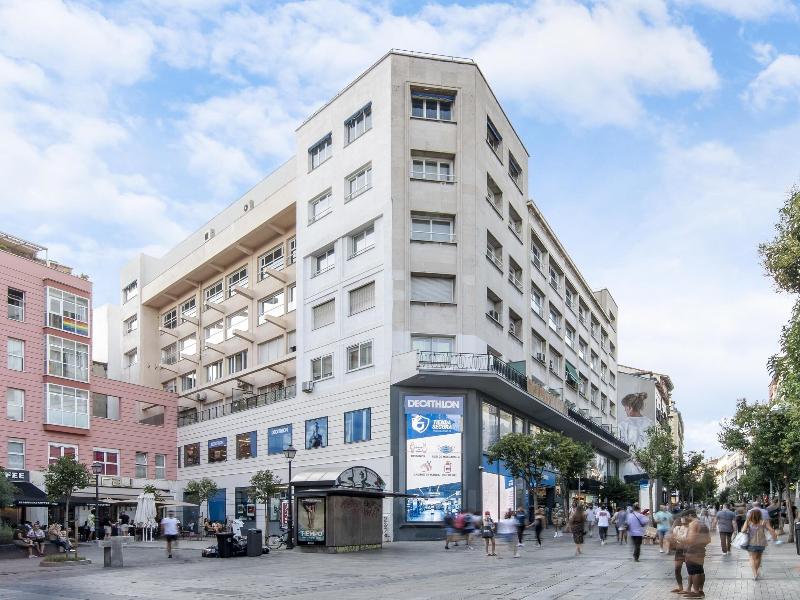 Bob W Chueca image