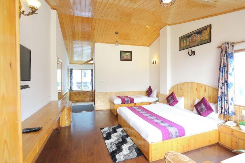 Hotel Surbhi image