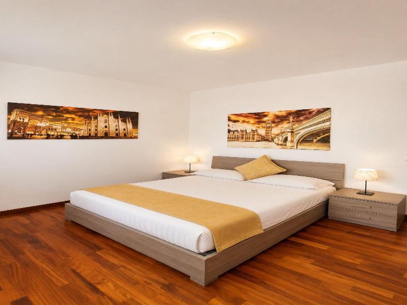 Style Homes image