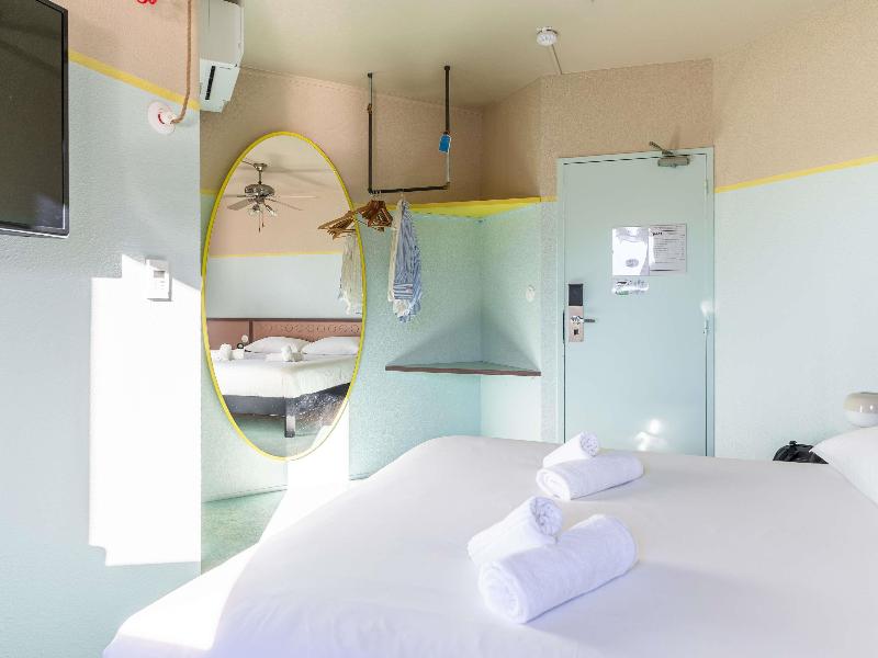 ibis Styles Pont du Gard Route d'Avignon image