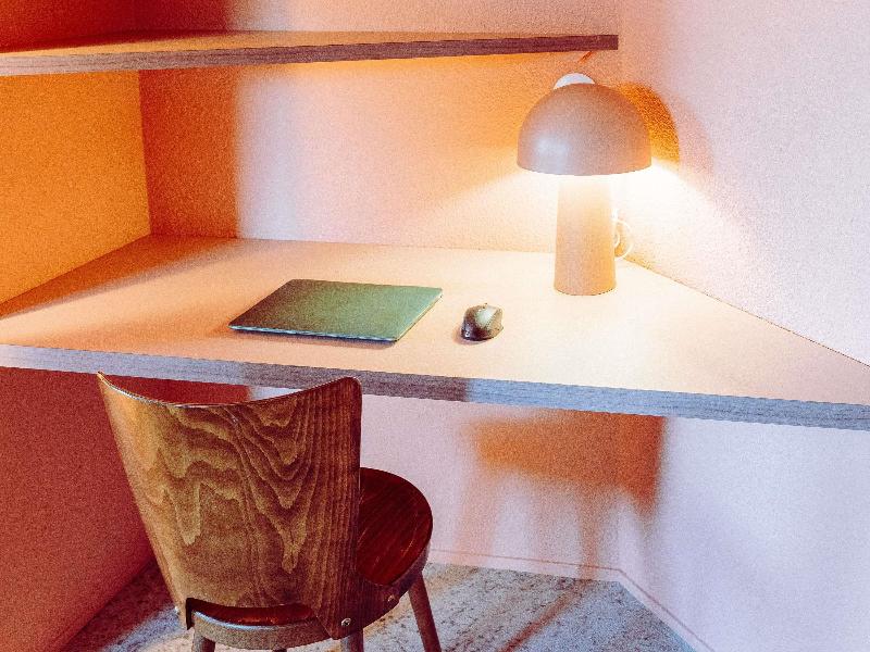 ibis Styles Pont du Gard Route d'Avignon image