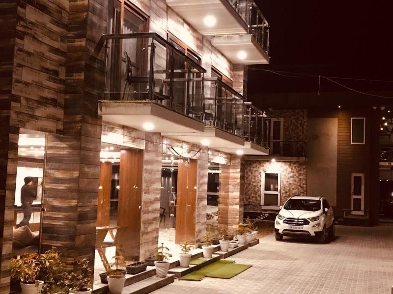 Hotel Jiva image