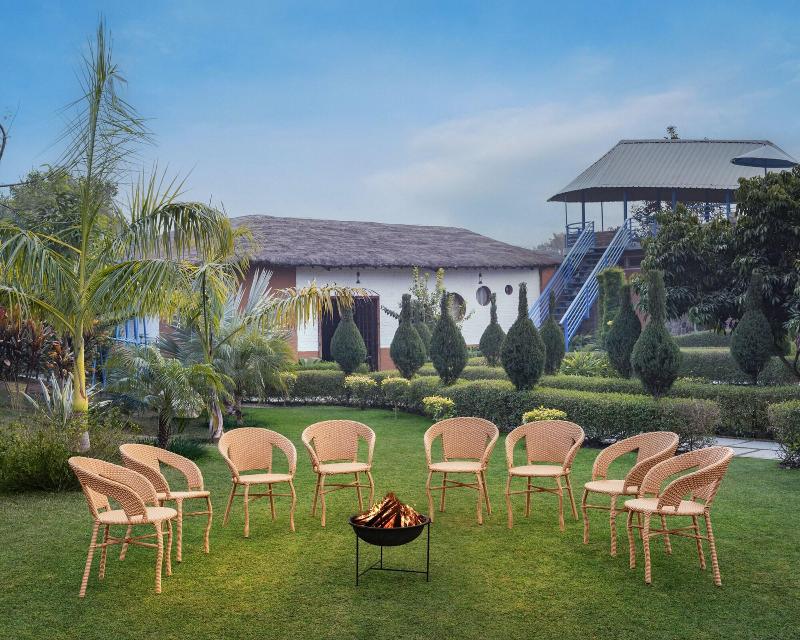Justa Lazy Haven Corbett image
