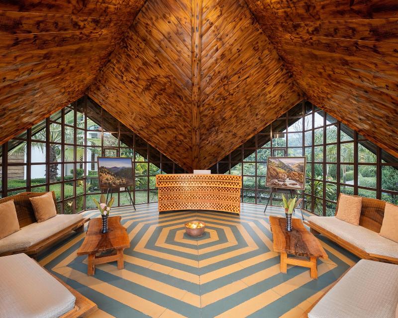 Justa Lazy Haven Corbett image