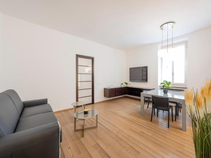 Milan Royal Suites Luxury P Zza Della Repubblica image