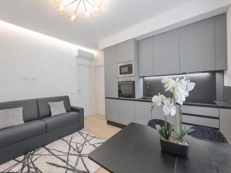 Milan Royal Suites Luxury P Zza Della Repubblica image