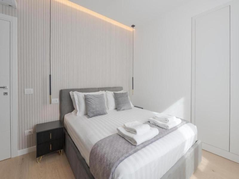 Milan Royal Suites Luxury P Zza Della Repubblica image