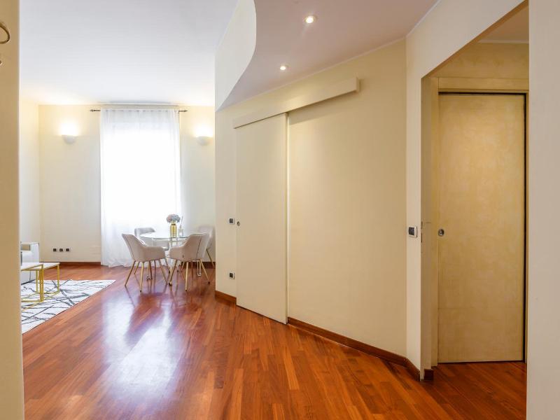 Milan Royal Suites Luxury P Zza Della Repubblica image