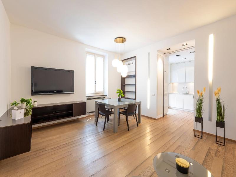 Milan Royal Suites Luxury P Zza Della Repubblica image