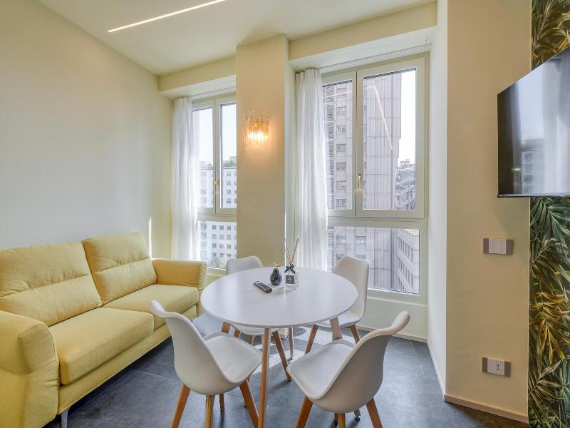 Milan Royal Suites Luxury P Zza Della Repubblica image