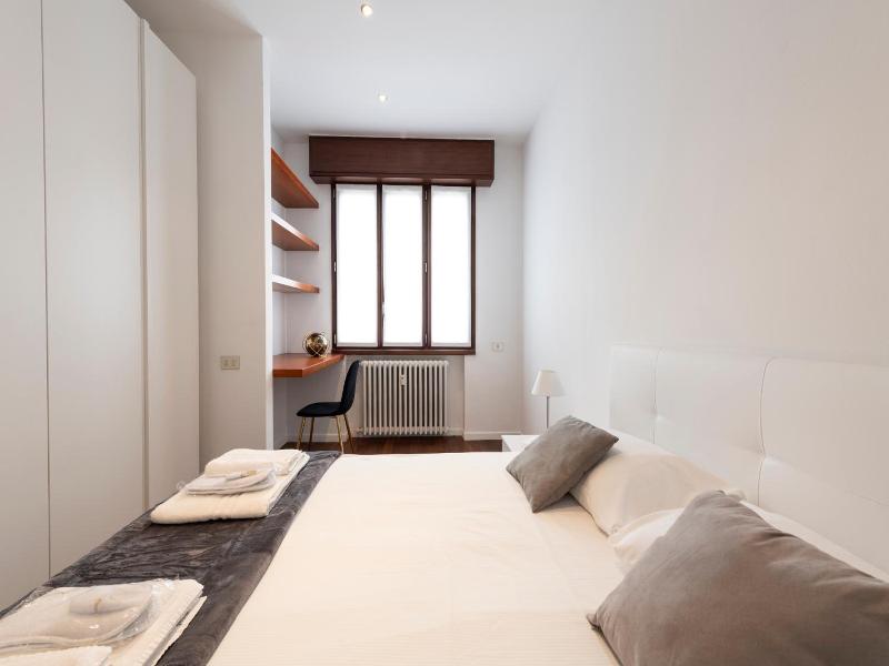 Milan Royal Suites Luxury P Zza Della Repubblica image