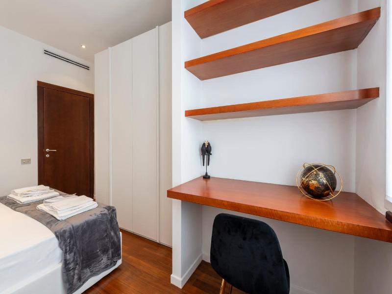 Milan Royal Suites Luxury P Zza Della Repubblica image